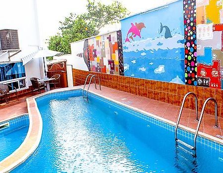 Maxlot Hotel อักกรา ภายนอก รูปภาพ