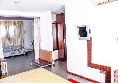 Maxlot Hotel อักกรา ภายนอก รูปภาพ